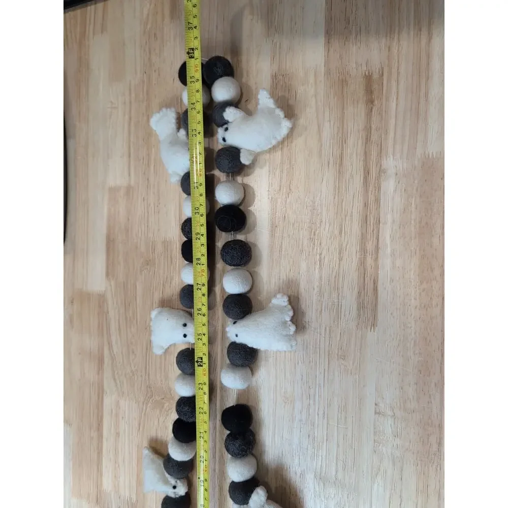 Handmade Felt Halloween Garland white/Blk Charcoal/ gray/ felt balls & Ghost 6'